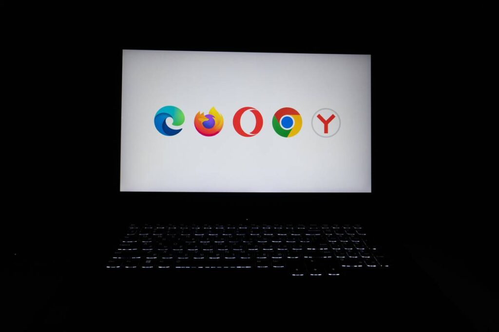 How to Hide Your Internet Browsing Without Sacrificing Speed or Sanity